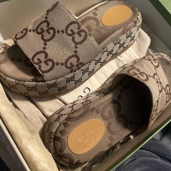 Gucci macro GG canvas camel ebony fabric sandal - Picture 4 of 7